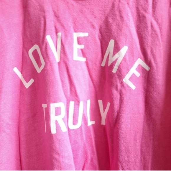 New Sundry Love Me Truly Graphic Crewneck Pink Pullover Sweatshirt NWT 1/Small - Picture 5 of 9